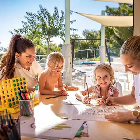 Valamar Krk 5* קרק